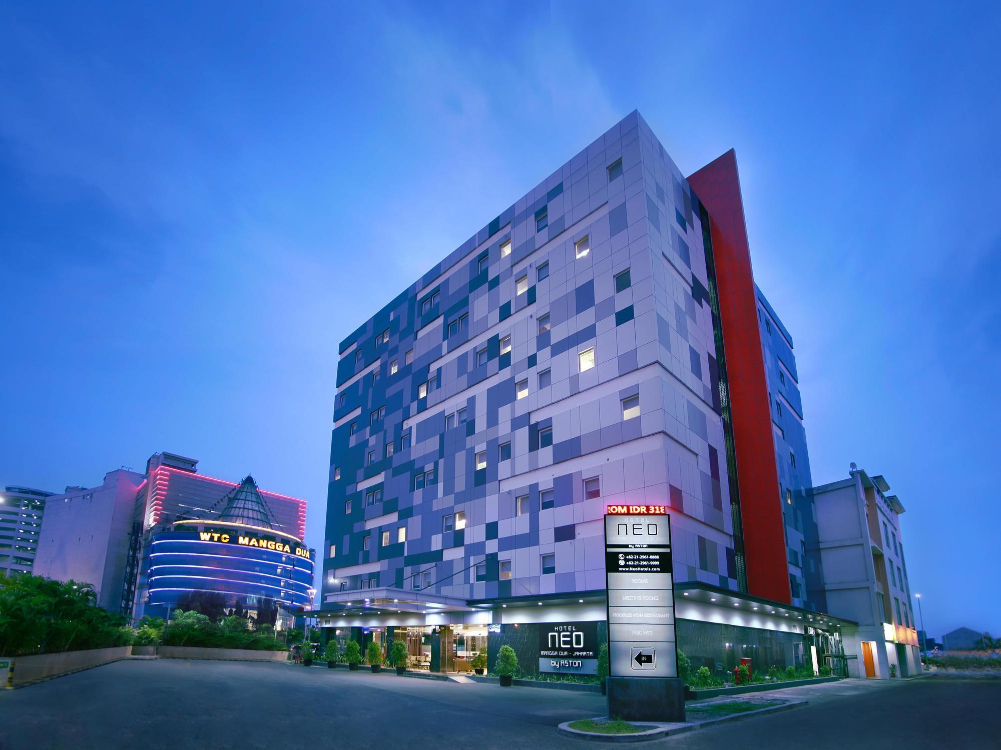 Neo Hotel Mangga Dua By Aston Jakarta Exterior photo